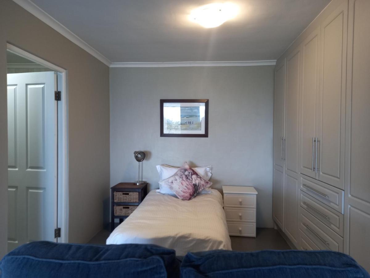 Mussel Beach Holiday Lets Apartment Cape Town Bagian luar foto