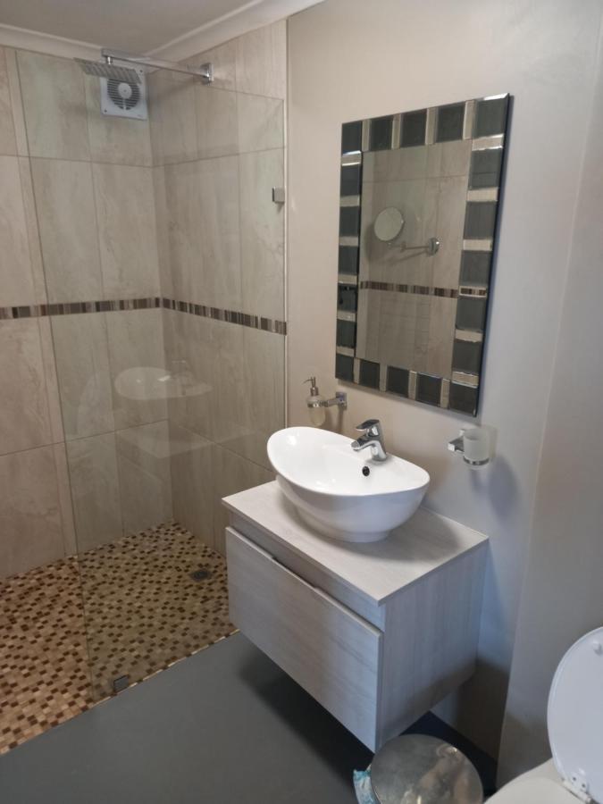 Mussel Beach Holiday Lets Apartment Cape Town Bagian luar foto